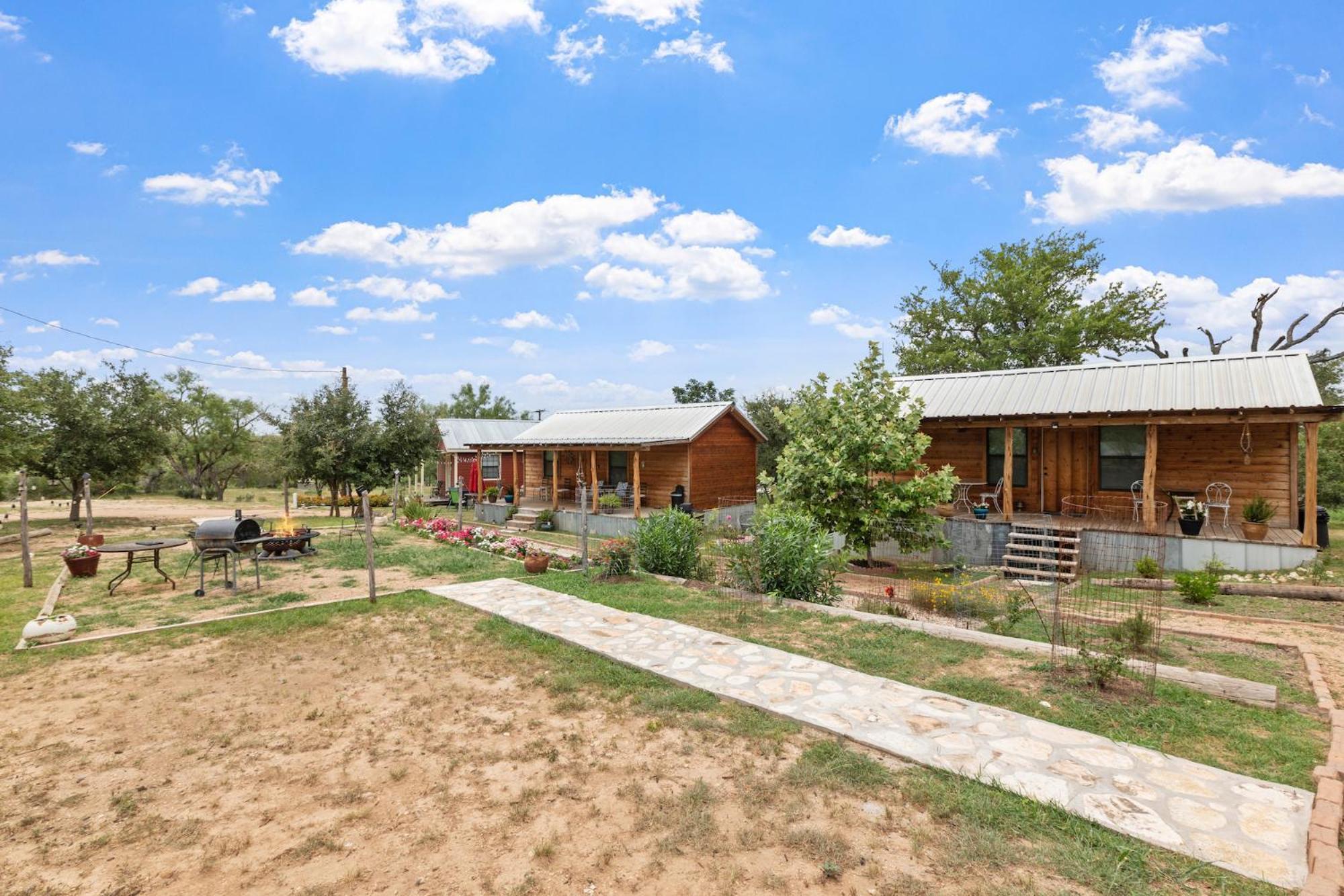 Hr Cabin 4 - The Sunflower Cottage Fredericksburg Exterior foto
